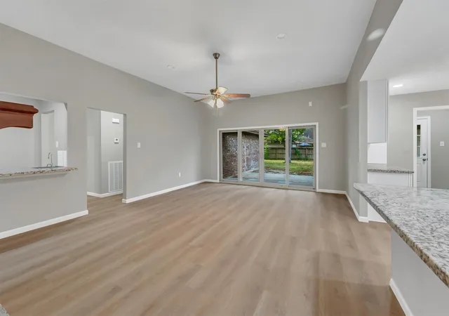 Photo 4 of Single family home for sale at 6415 Moccasin Bnd Dr, Spring, TX 77379 | MLS# 73235578 | Listing updated on 2026-09-17