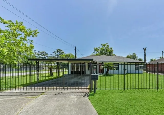 Photo 1 of Single family home for sale at 10434 Rockaway Dr, Houston, TX 77016 | MLS# 62613520 | Listing updated on 2026-09-16