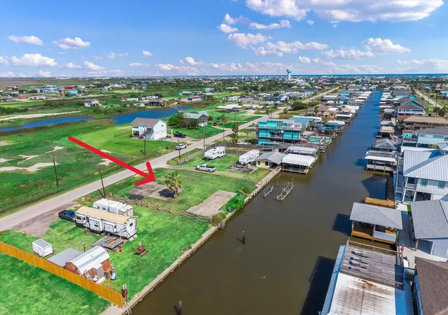 Photo 3 of Land for sale at 1295 N Crystal Beach Rd, Port Bolivar, TX 77650 | MLS# 31268985 | Listing updated on 2026-08-06