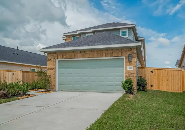 3rd image of 323 Palero Path, Brookshire, TX 77423 | MLS# 85852392