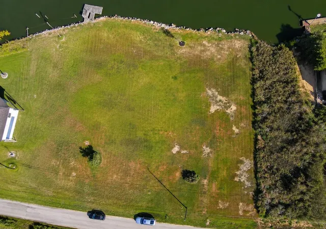 Photo 4 of Land for sale at 00 Bayou Dr, Hitchcock, TX 77563 | MLS# 68030542 | Listing updated on 2026-08-27