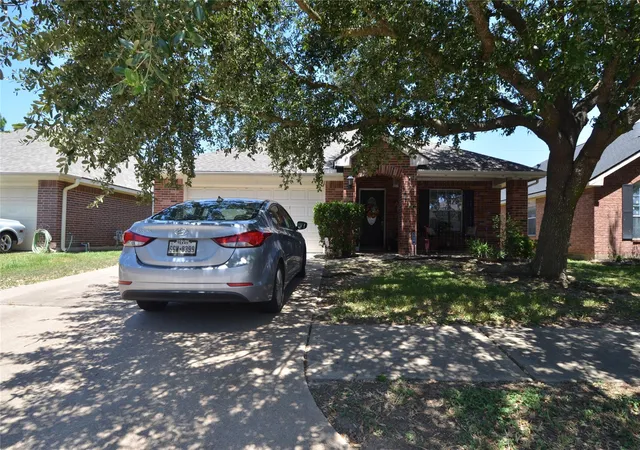Photo 3 of Single family home for sale at 5518 Bowles Ct, Spring, TX 77388 | MLS# 67391527 | Listing updated on 2026-08-21