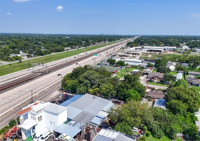 Photo 4 of Land for sale at 11110 E Hardy Rd, Houston, TX 77093 | MLS# 82118293 | Listing updated on 2026-07-28