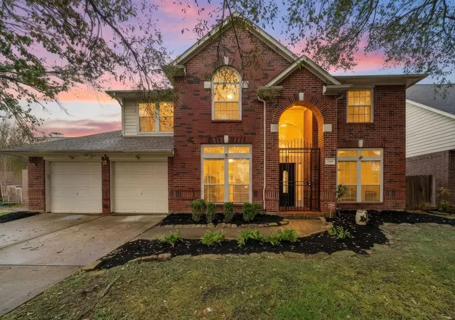2nd image of 12310 Shadow Island Dr, Houston, TX 77082 | MLS# 37097808