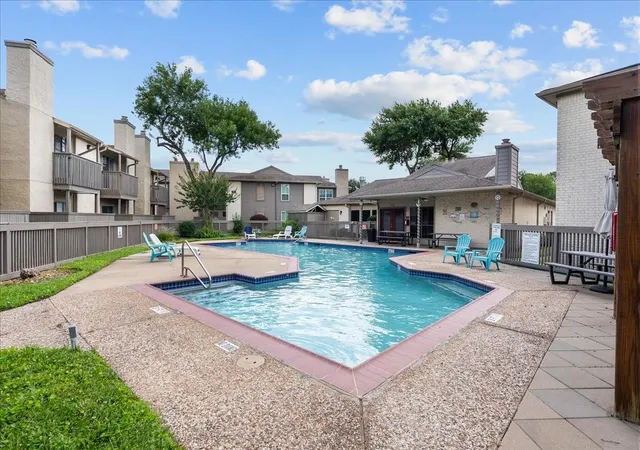 2nd image of 1900 Bay Area Blvd #192, Houston, TX 77058 | MLS# 72103184