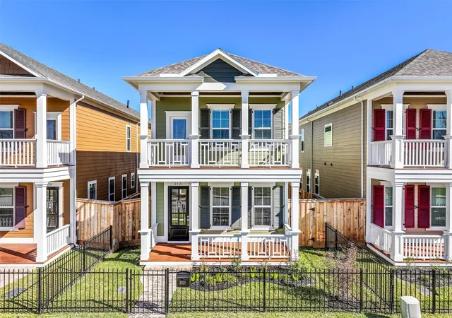 1st image of 2521 S Houston Ave, Pearland, TX 77581 | MLS# 84880574