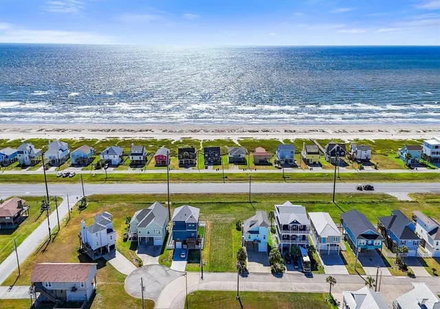 3rd image of 4328 Palapa Cir, Galveston, TX 77554 | MLS# 21814813