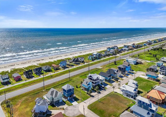 5th image of 4328 Palapa Cir, Galveston, TX 77554 | MLS# 21814813