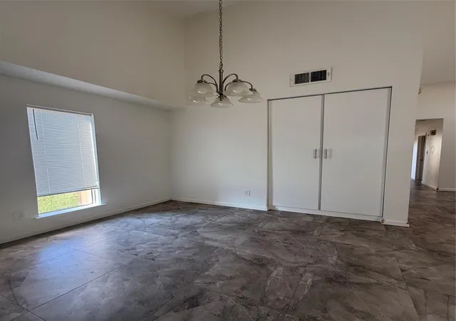 5th image of 12550 Newbrook Dr Dr, Houston, TX 77072 | MLS# 53975824