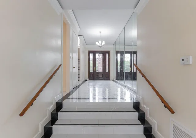 Photo 3 of Townhouse for sale at 8800 Woodway Dr #10, Houston, TX 77063 | MLS# 78637664 | Listing updated on 2026-07-29