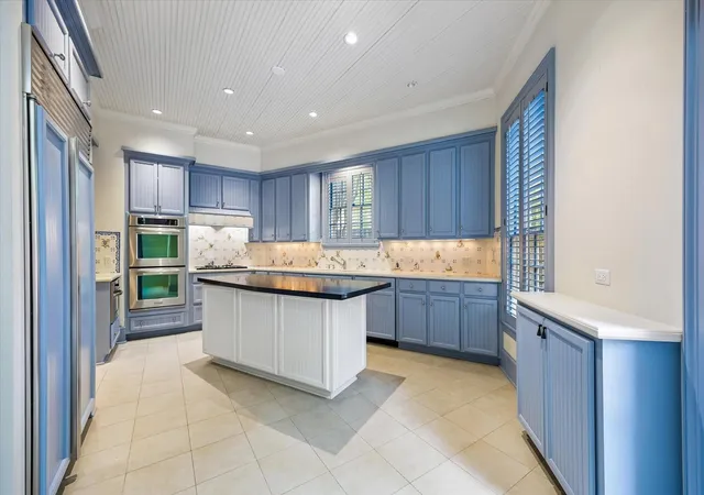 3rd image of 1 Pine Briar Cir, Houston, TX 77056 | MLS# 28212529