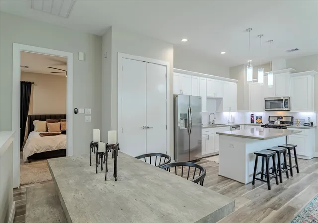 Photo 4 of Single family home for sale at 240 Julia St #D, Houston, TX 77022 | MLS# 87741252 | Listing updated on 2026-09-10