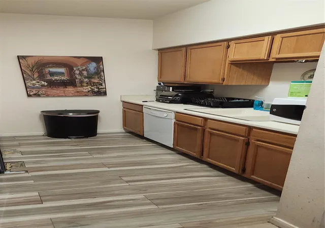 Homes for sale in Houston, TX | 4001 Tanglewilde St #1204, Houston, TX 77063 | MLS# 63136692