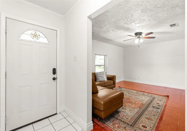 Photo 3 of Sale Pending at 7359 Stone Pine Ln, Houston, TX 77041 | MLS# 31654575 | Listing updated on 2026-09-21