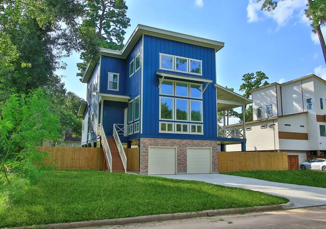 Photo 3 of Single family home for sale at 13523 Lakecrest Dr, Cypress, TX 77429 | MLS# 56872979 | Listing updated on 2026-08-23