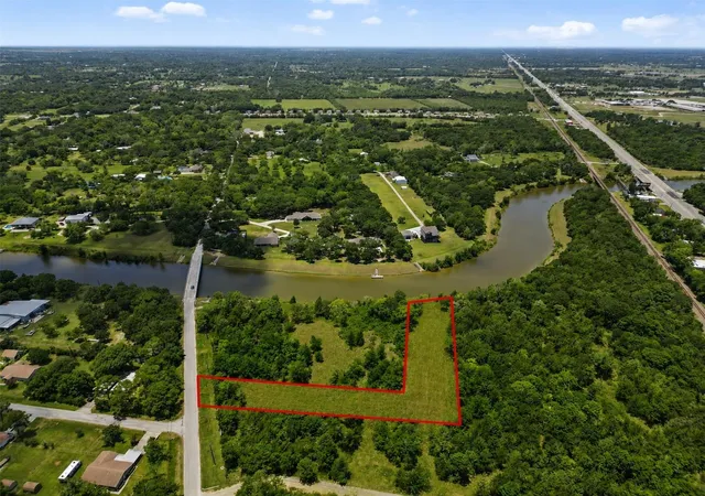 Photo 3 of Land for sale at 9204 Neville Rd, Hitchcock, TX 77563 | MLS# 57634495 | Listing updated on 2026-08-25