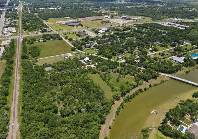 Photo 4 of Land for sale at 9204 Neville Rd, Hitchcock, TX 77563 | MLS# 57634495 | Listing updated on 2026-08-25
