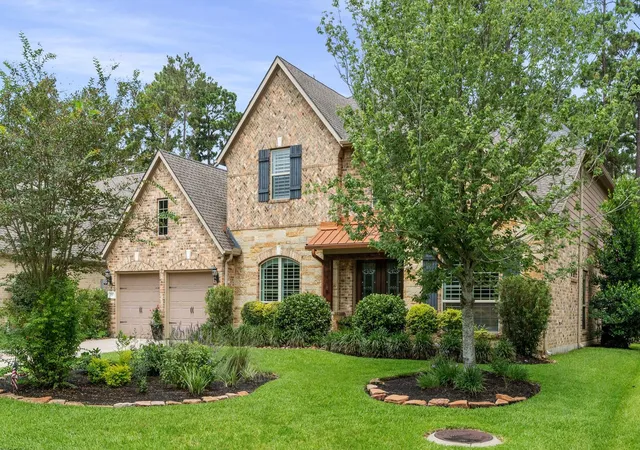 Photo 2 of Single family home for sale at 23 Mariscal Pl, Spring, TX 77389 | MLS# 72009783 | Listing updated on 2026-07-18