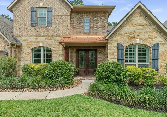 Photo 2 of Single family home for sale at 23 Mariscal Pl, Spring, TX 77389 | MLS# 72009783 | Listing updated on 2026-07-18