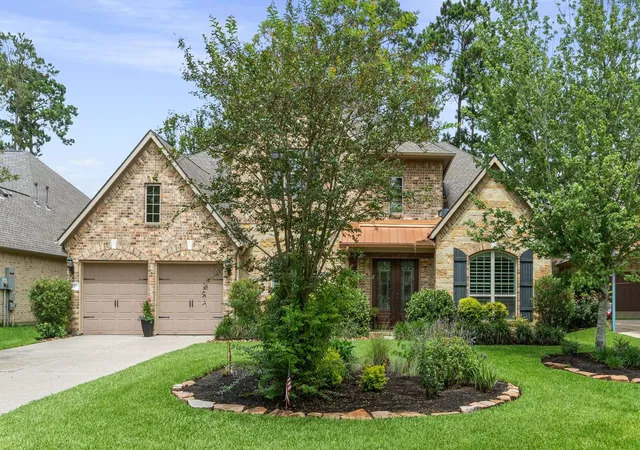 Photo 3 of Single family home for sale at 23 Mariscal Pl, Spring, TX 77389 | MLS# 72009783 | Listing updated on 2026-07-18