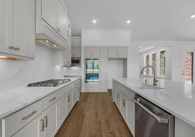 4th image of 5031 Burkland Woods Dr, Spring, TX 77386 | MLS# 76734552