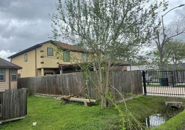 Photo 1 of Multi family home for sale at 5829 Hartwick Rd, Houston, TX 77016 | MLS# 6267519 | Listing updated on 2026-03-29