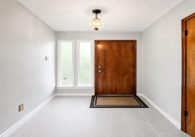 Photo 3 of Single family home for sale at 708 Shady Ln, La Marque, TX 77568 | MLS# 61653327 | Listing updated on 2026-09-19