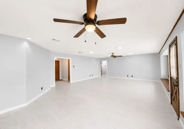 Photo 4 of Single family home for sale at 708 Shady Ln, La Marque, TX 77568 | MLS# 61653327 | Listing updated on 2026-09-19