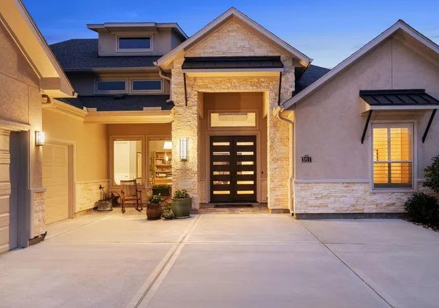 Photo 1 of Single family home for sale at 3211 Whispering Pecans Dr, Fulshear, TX 77441 | MLS# 81137183 | Listing updated on 2026-09-23