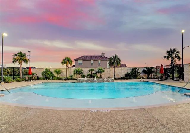 3rd image of 2136 Camden Creek Ln, Houston, TX 77077 | MLS# 92114808