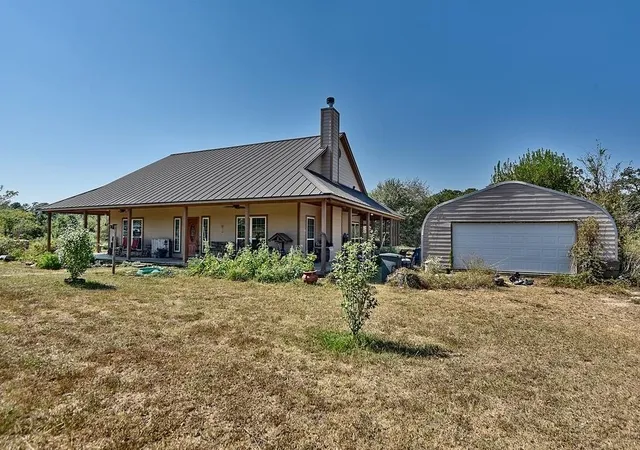 5th image of 28850 Riley Rd, Waller, TX 77484 | MLS# 91238870