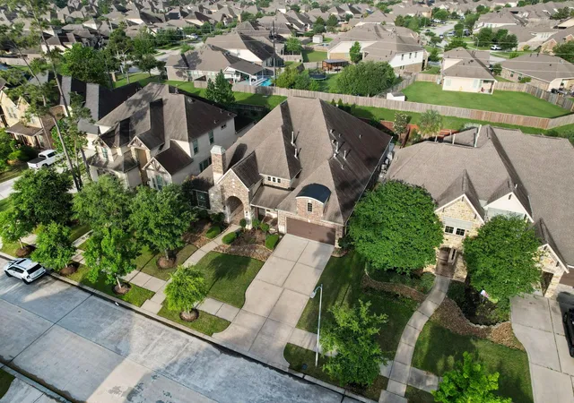 2nd image of 17215 Inyo National Dr, Humble, TX 77346 | MLS# 33825018