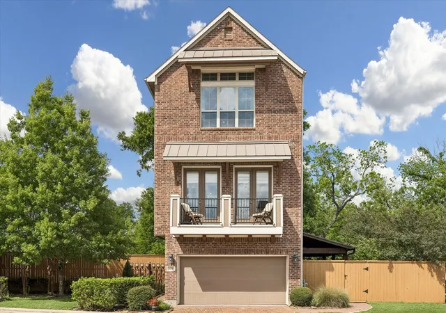 Homes for sale in Houston, TX | 1018 Shepherd Oaks Dr, Houston, TX 77018 | MLS# 76614831