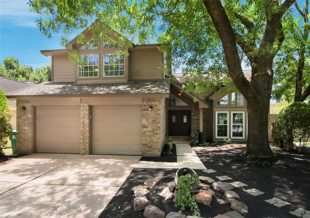 Photo 2 of Single family home for sale at 5447 Hvn Oaks Dr, Kingwood, TX 77339 | MLS# 51483081 | Listing updated on 2026-09-16