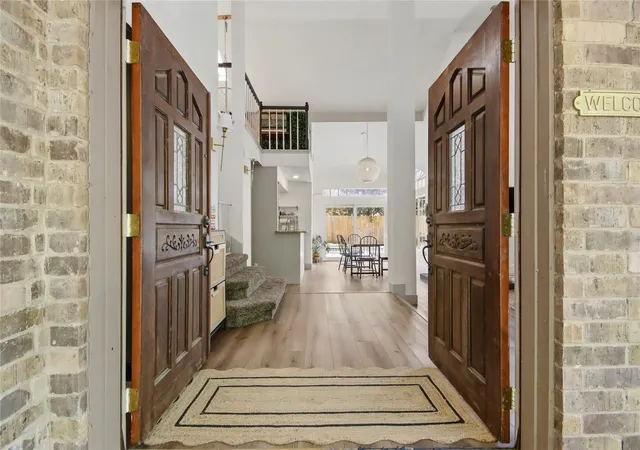 Photo 4 of Single family home for sale at 5447 Hvn Oaks Dr, Kingwood, TX 77339 | MLS# 51483081 | Listing updated on 2026-09-16