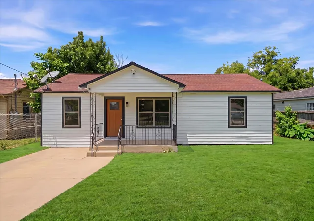 Photo 2 of Single family home for sale at 7429 W Knoll St, Houston, TX 77028 | MLS# 42004623 | Listing updated on 2026-09-19