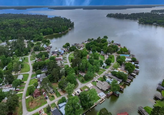 1st image of 14186 Shadow Bay Dr, Willis, TX 77318 | MLS# 56547083