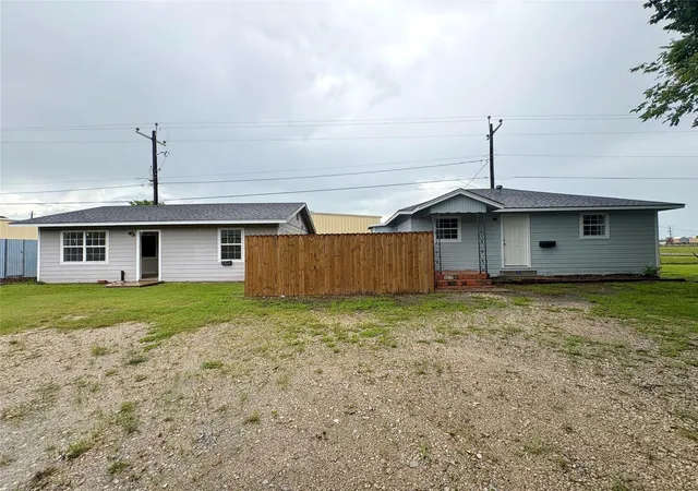 Homes for sale in Bay City, TX | 3515 5th St, Bay City, TX 77414 | MLS# 46291687