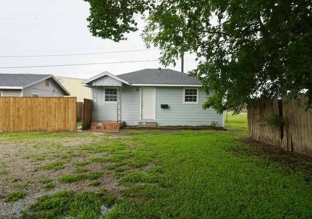 Homes for sale in Bay City, TX | 3515 5th St, Bay City, TX 77414 | MLS# 46291687