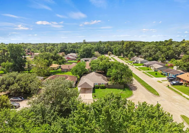 31st image of 10102 Valley Breeze Dr, Houston, TX 77078 | MLS# 66451436