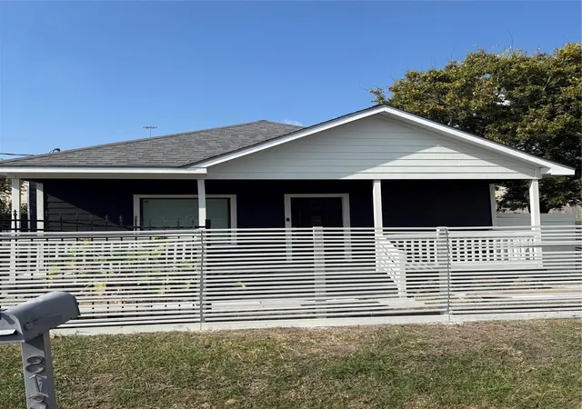 Photo 3 of Single family home for sale at 8130 Bassett St, Houston, TX 77051 | MLS# 59036174 | Listing updated on 2026-09-14