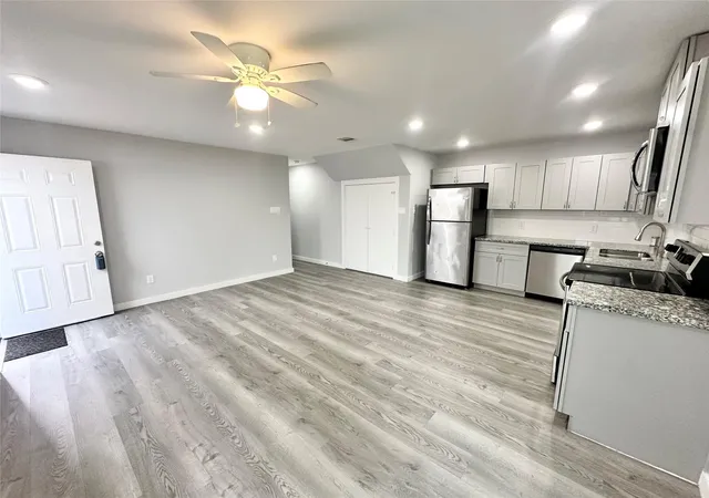 Photo 3 of Multi family home for sale at 8215 Crestview Dr, Houston, TX 77028 | MLS# 34471814 | Listing updated on 2026-08-27