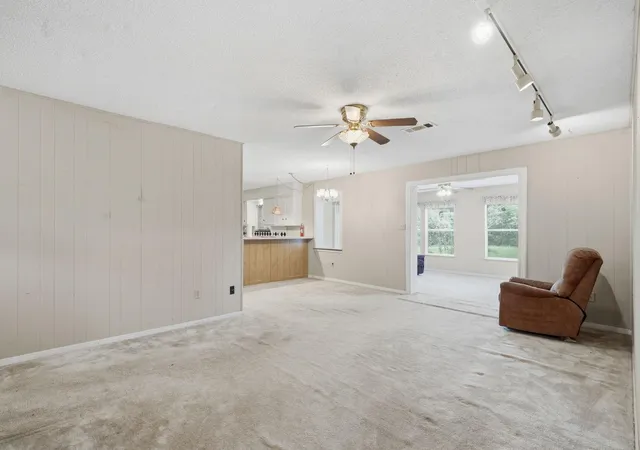 Homes for sale in Conroe, TX | 107 Montrose Cir, Conroe, TX 77301 | MLS# 58964219