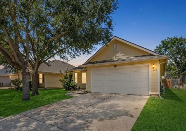 1st image of 11626 Sardis Lake Dr, Tomball, TX 77375 | MLS# 94621917