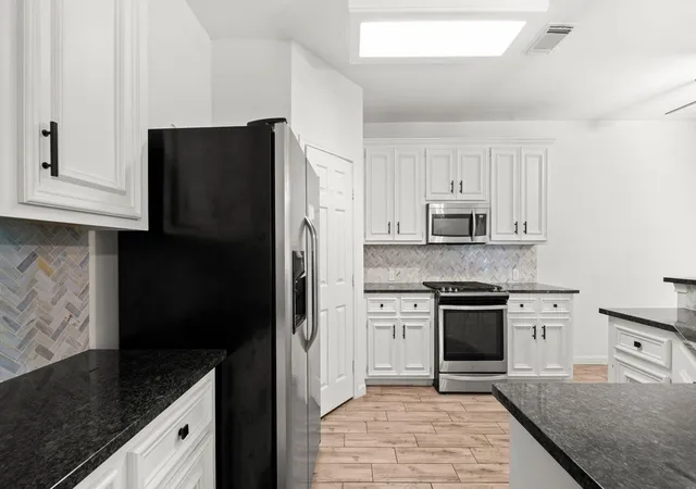 Photo 4 of Single family home for sale at 8107 Trophy Pl Dr, Humble, TX 77346 | MLS# 18604525 | Listing updated on 2026-08-02