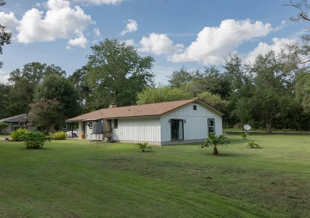Photo 2 of Single family home for sale at 307 County Rd 3997, Cleveland, TX 77328 | MLS# 67709447 | Listing updated on 2026-07-30