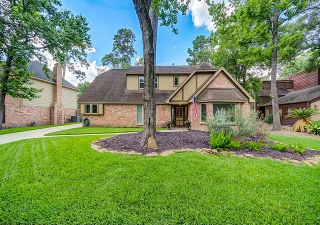 3rd image of 17 Marsh Millet Ct, The Woodlands, TX 77380 | MLS# 50927968