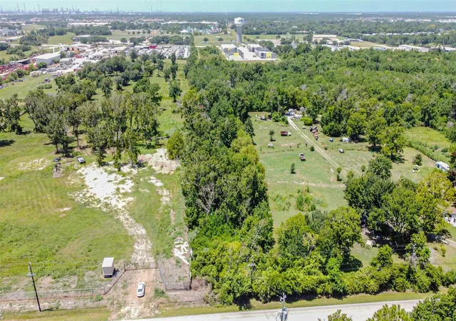 Photo 4 of Land for sale at 5307 Barkaloo Rd, Baytown, TX 77521 | MLS# 20891017 | Listing updated on 2026-01-22