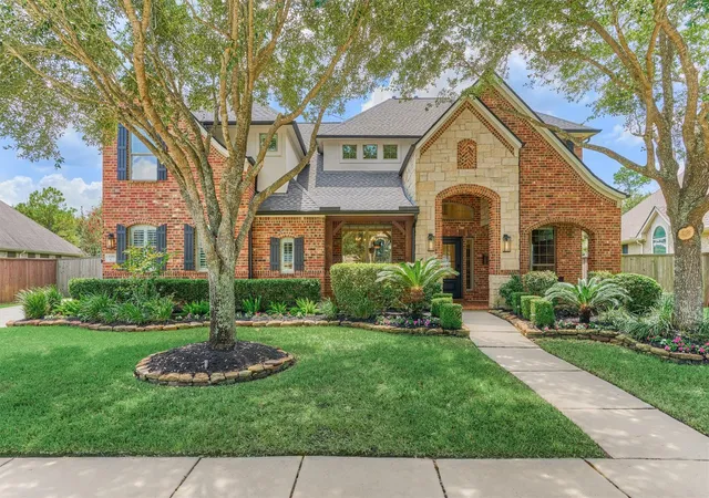 Single family home for sale at 13819 Majestic Spring Ln, Humble, TX 77396 | MLS# 70446040