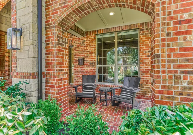 Photo 4 of Single family home for sale at 13819 Majestic Spring Ln, Humble, TX 77396 | MLS# 70446040 | Listing updated on 2026-09-05
